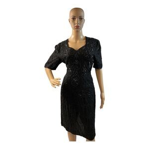 Mark & John by Sam Women’s Vintage Sequin Beaded Silk knee Dress Black Size M.